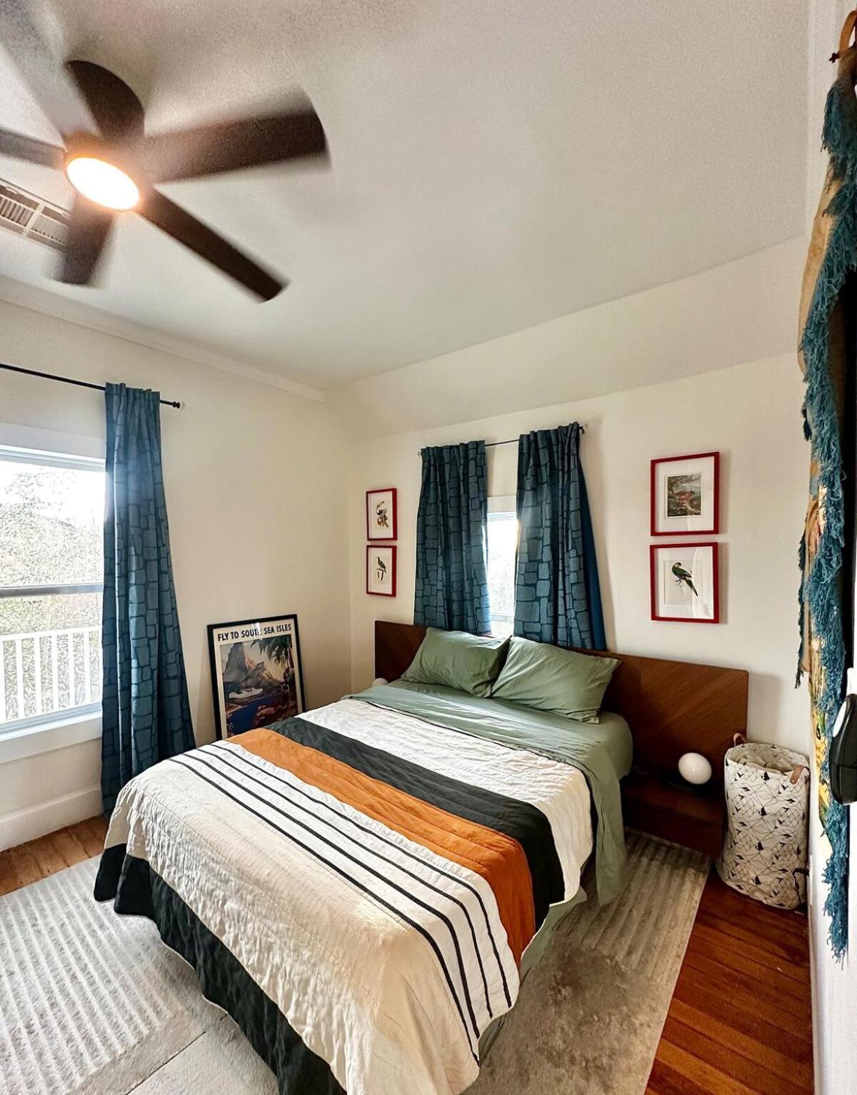 Oasis Downtown- One Of A Kind Historic Holiday home